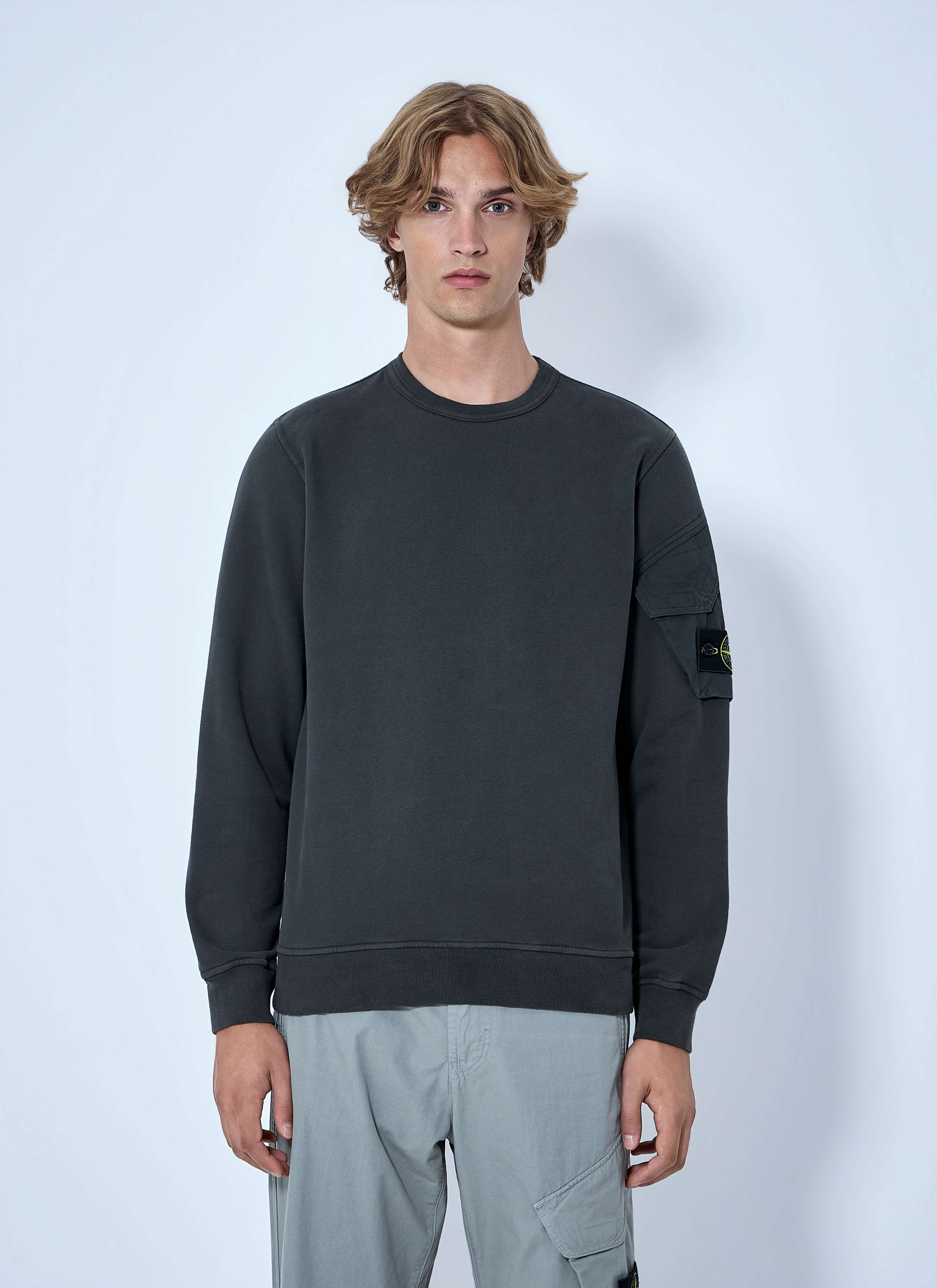 Stone Island Men's Grey Crewneck Sweatshirt With Sleeve Pocket - Man Sweatshirts L