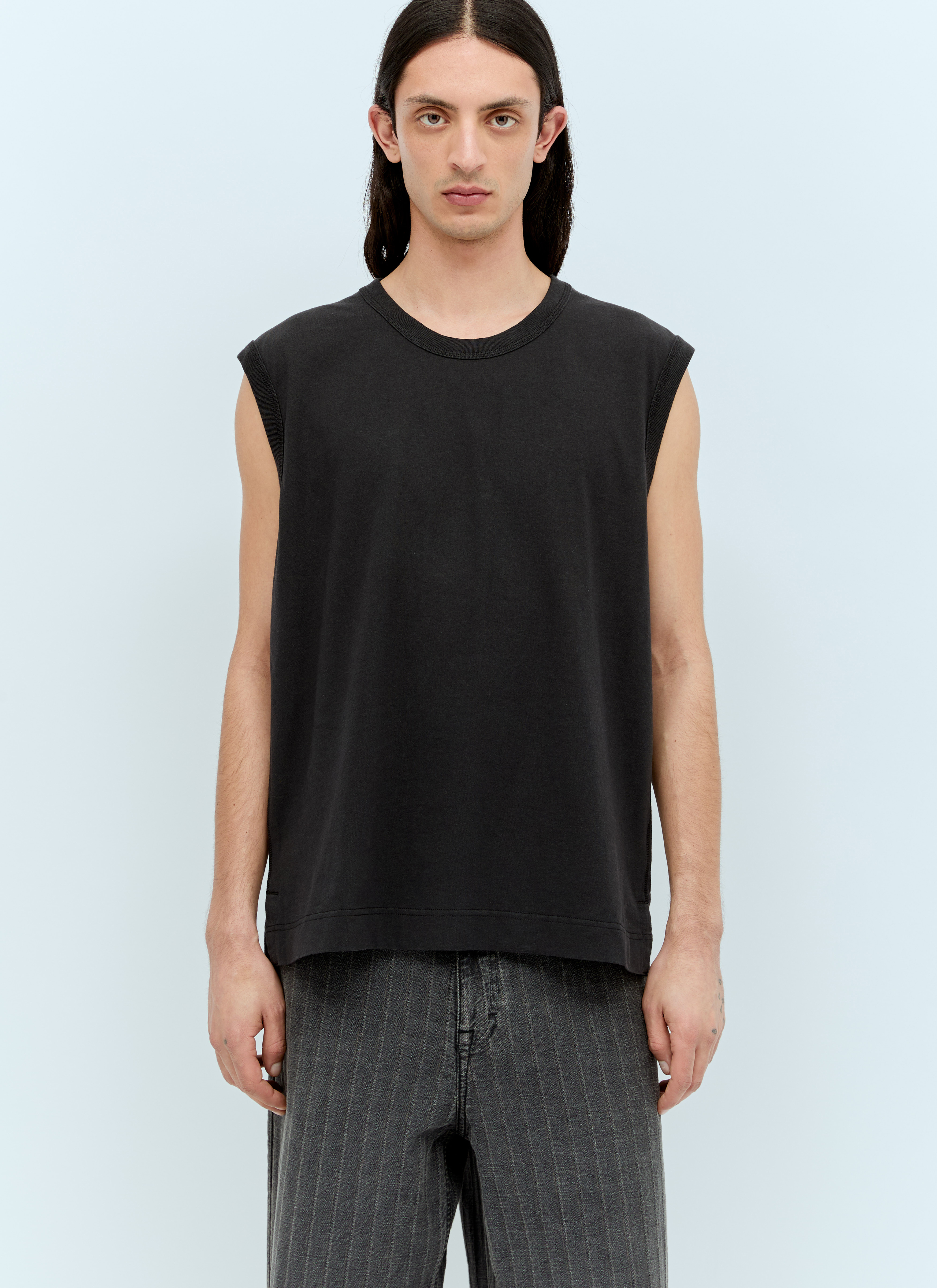 MHL by Margaret Howell Men's' Crewneck Vest in Black | LN-CC®