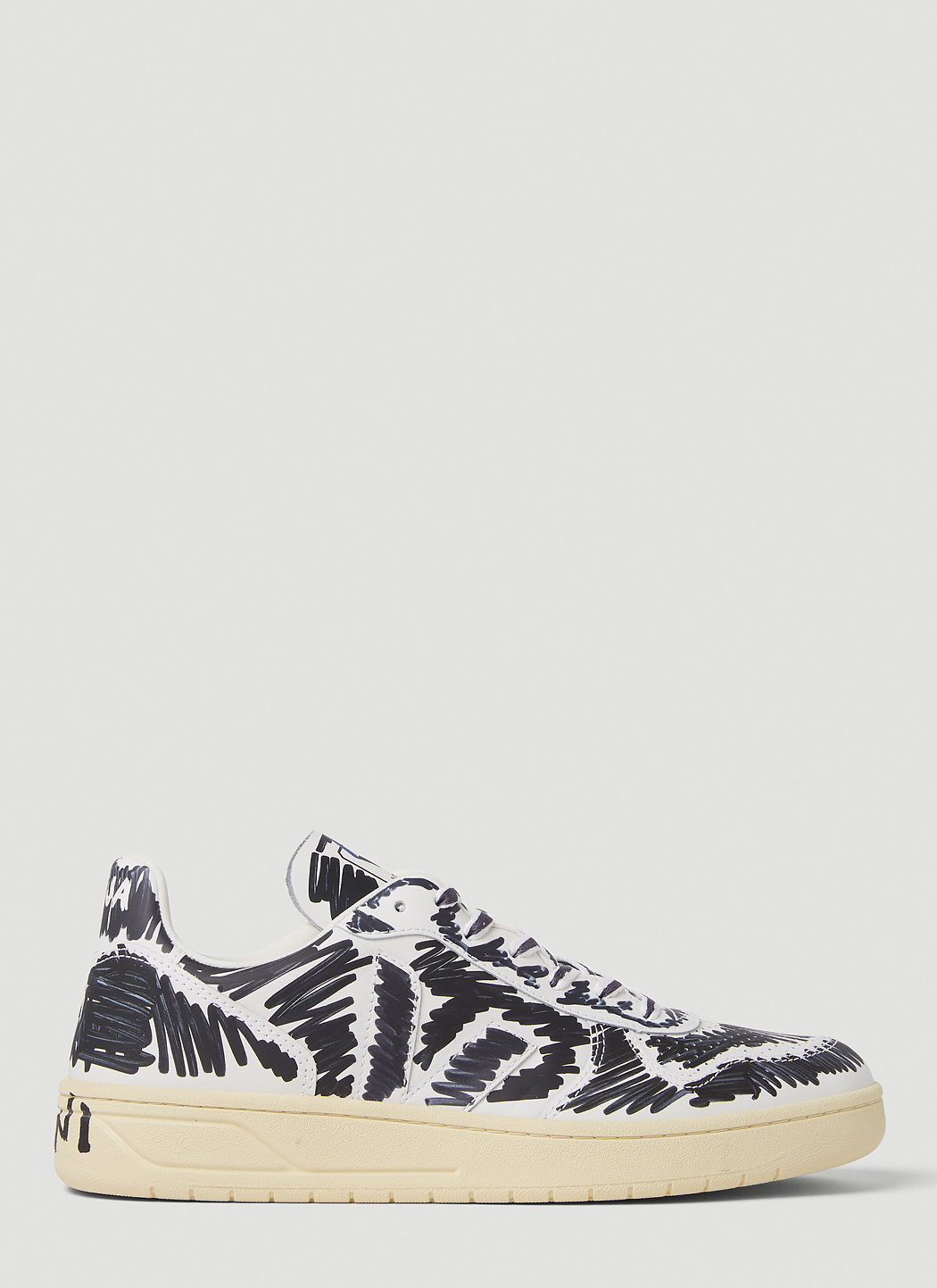 V10 Low Top Sneakers