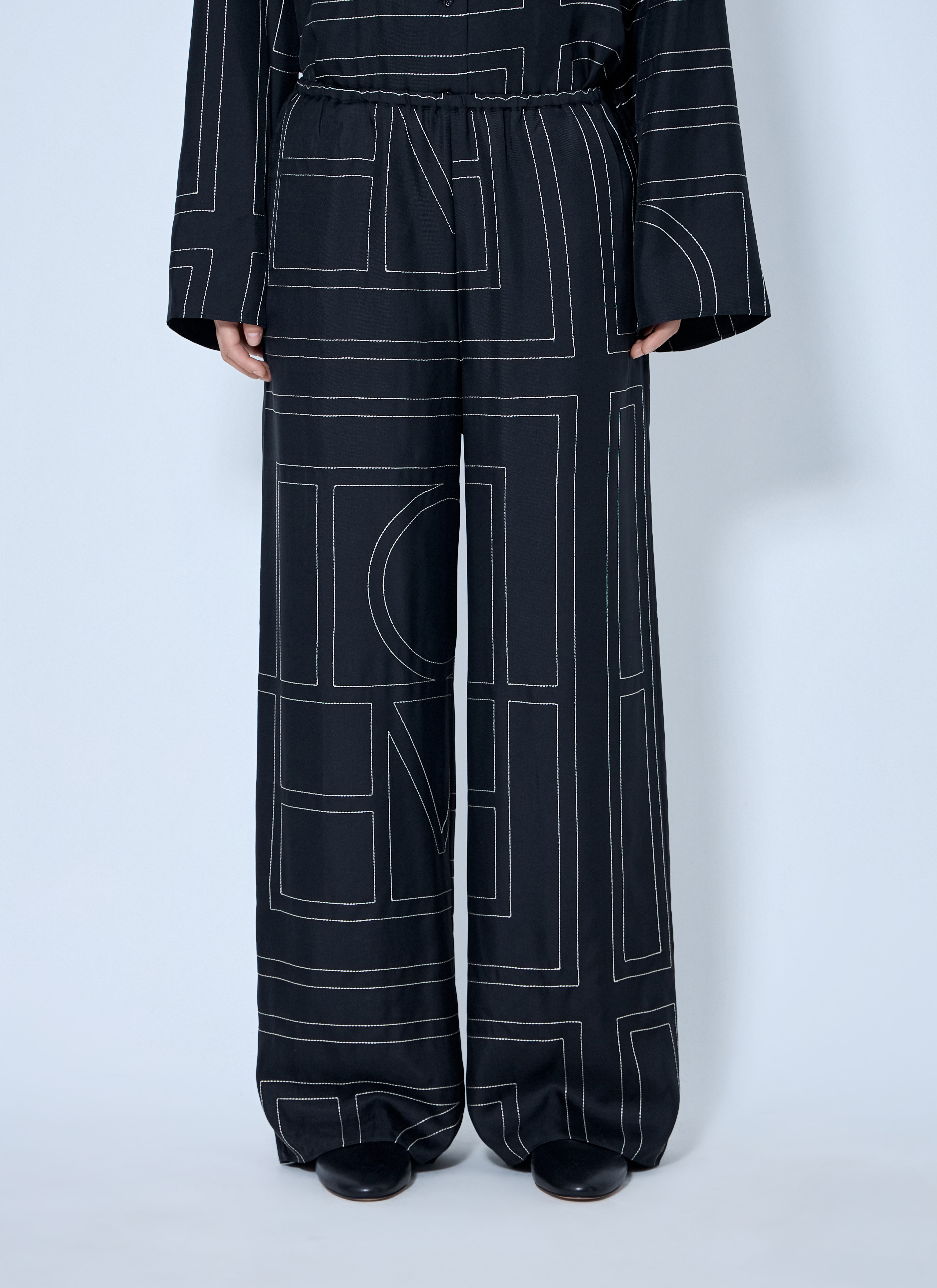 Toteme Women's Black Monogram Silk Pj Pants - Woman Pants Fr - 32