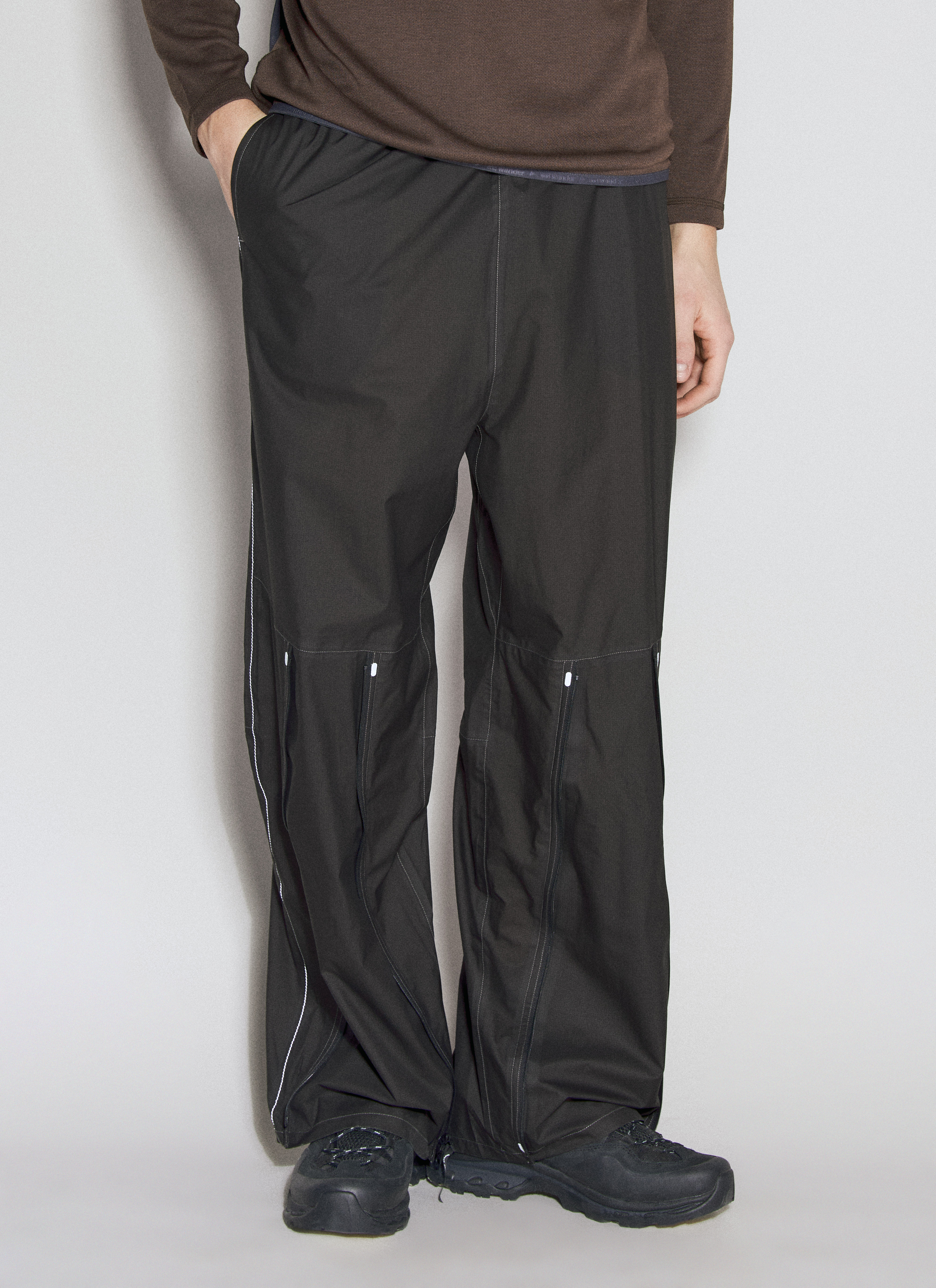 And Wander Men's' 3L Ul Rain Pants in Black | LN-CC®