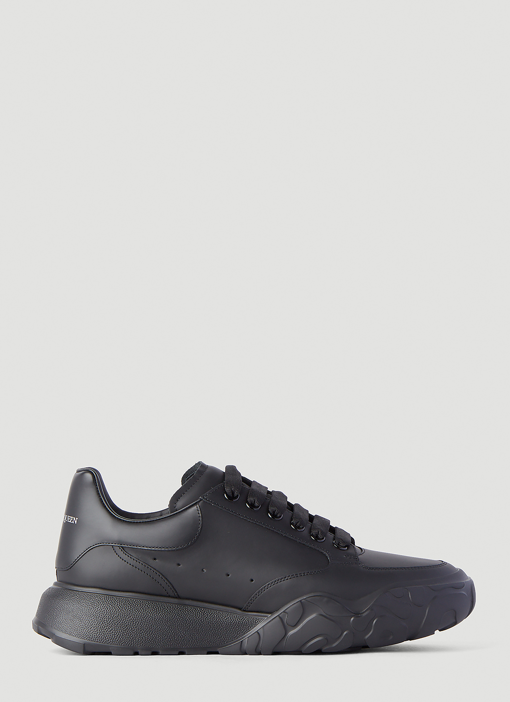 Court Sneakers