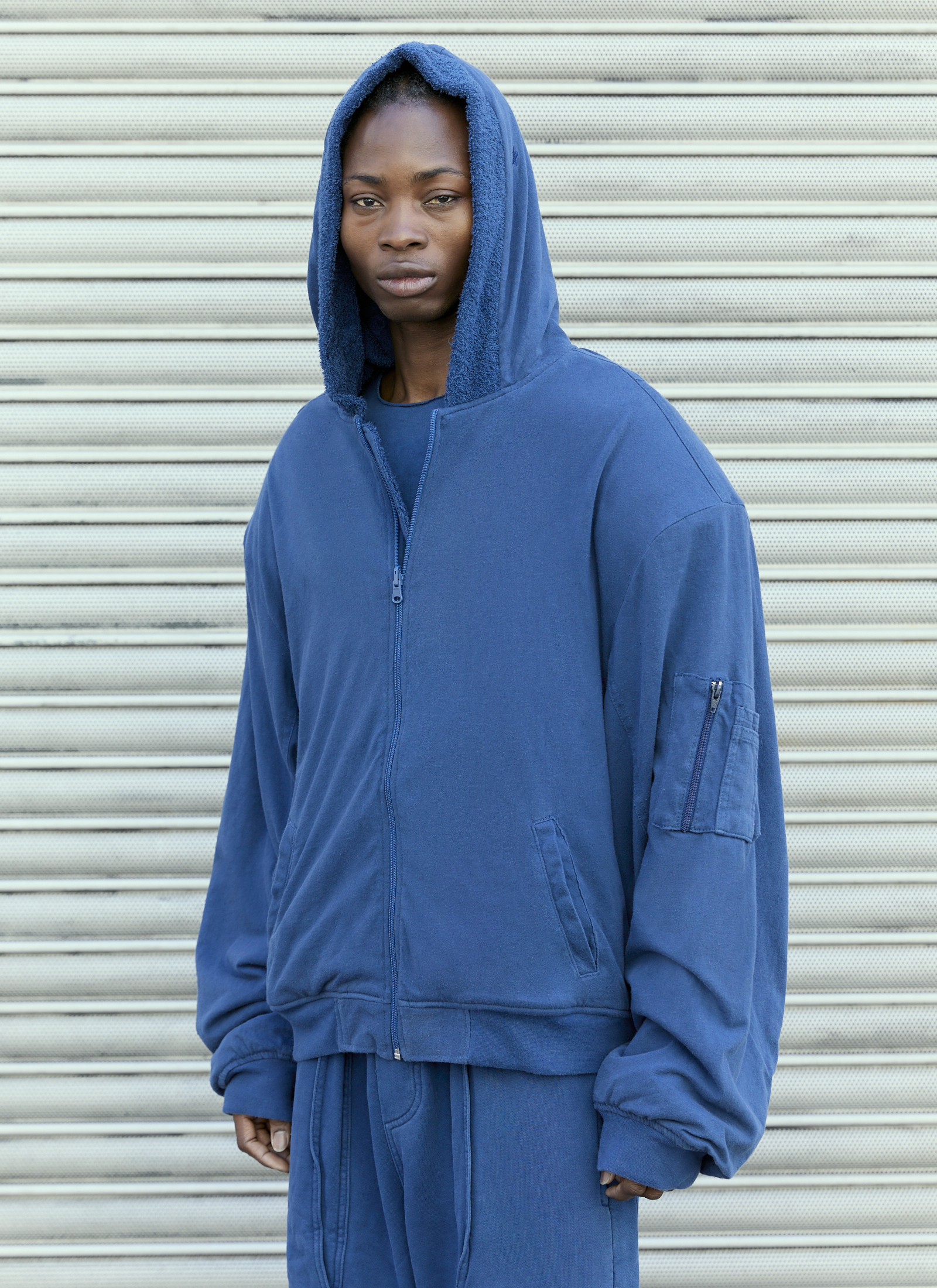 GREG ROSS Men's' Reversible Towel Hooded Sweatshirt in Blue | LN-CC®