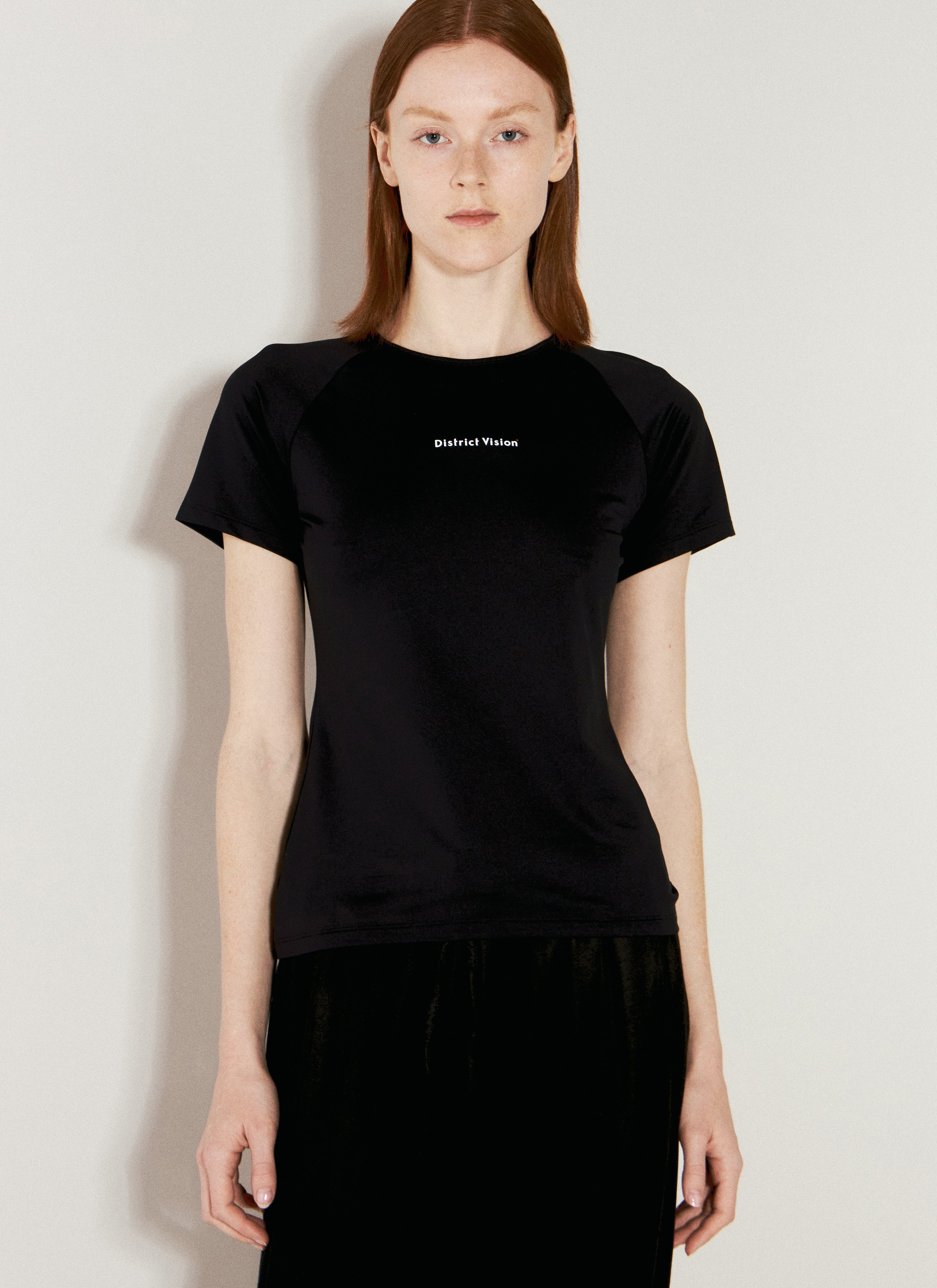 【新品】 District Vision ティーシャツ 新品】 District Vision ティーシャツ