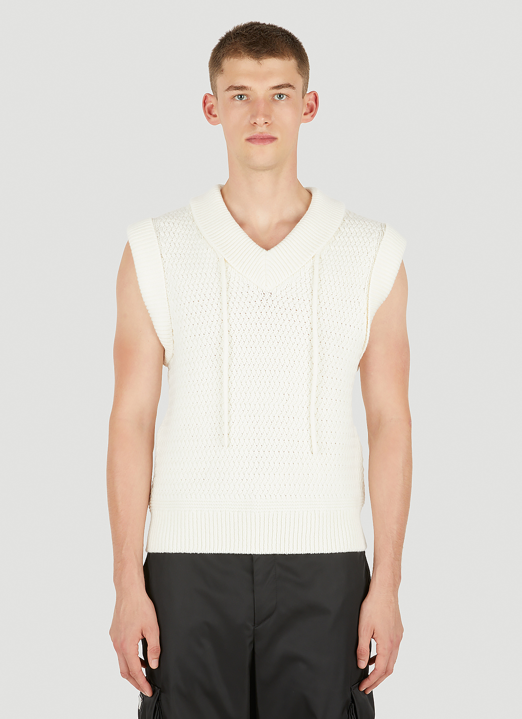 Knot Sleeveless Sweater
