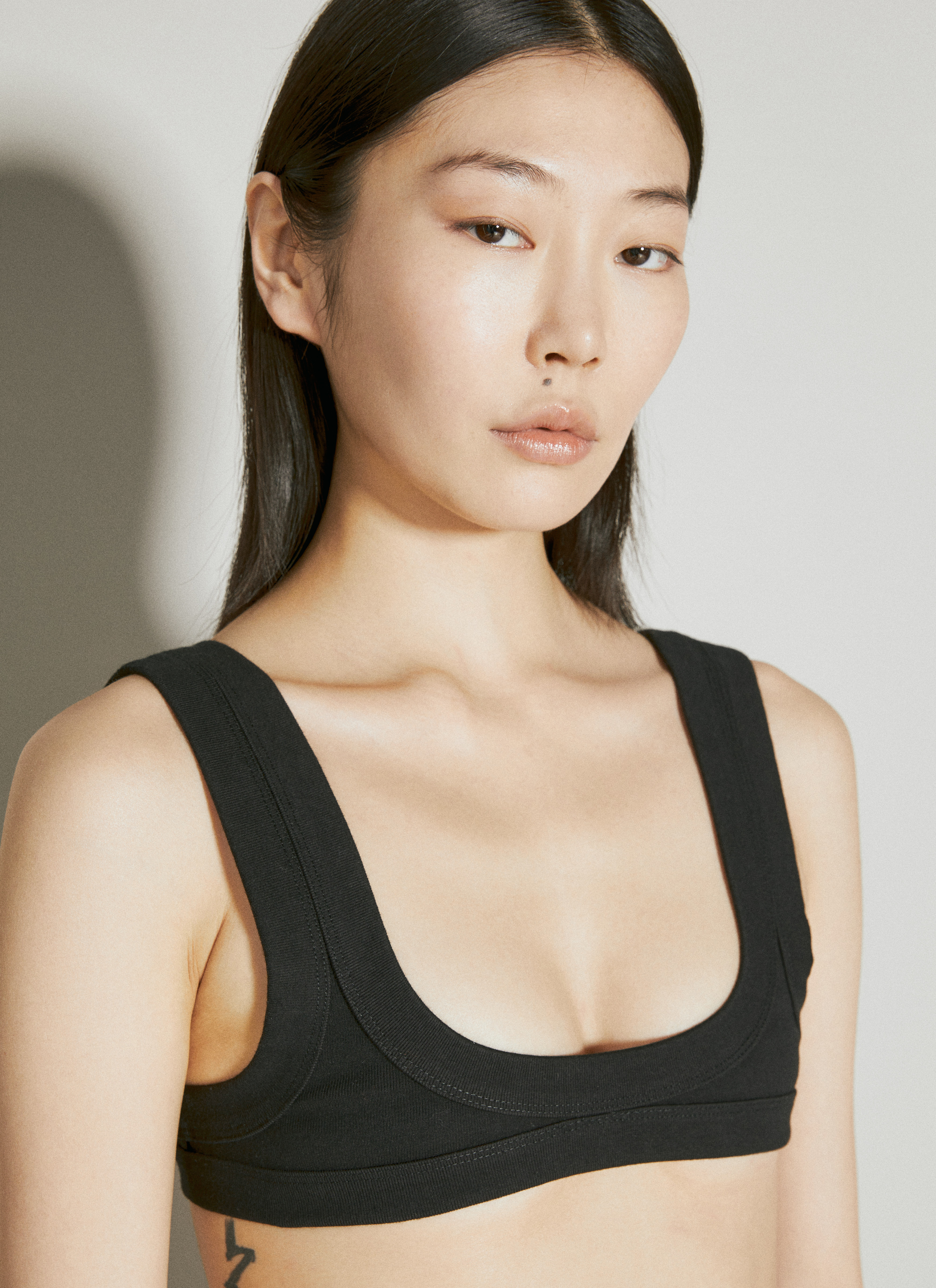 Alexander Wang Cropped Logo Bra in Black & White