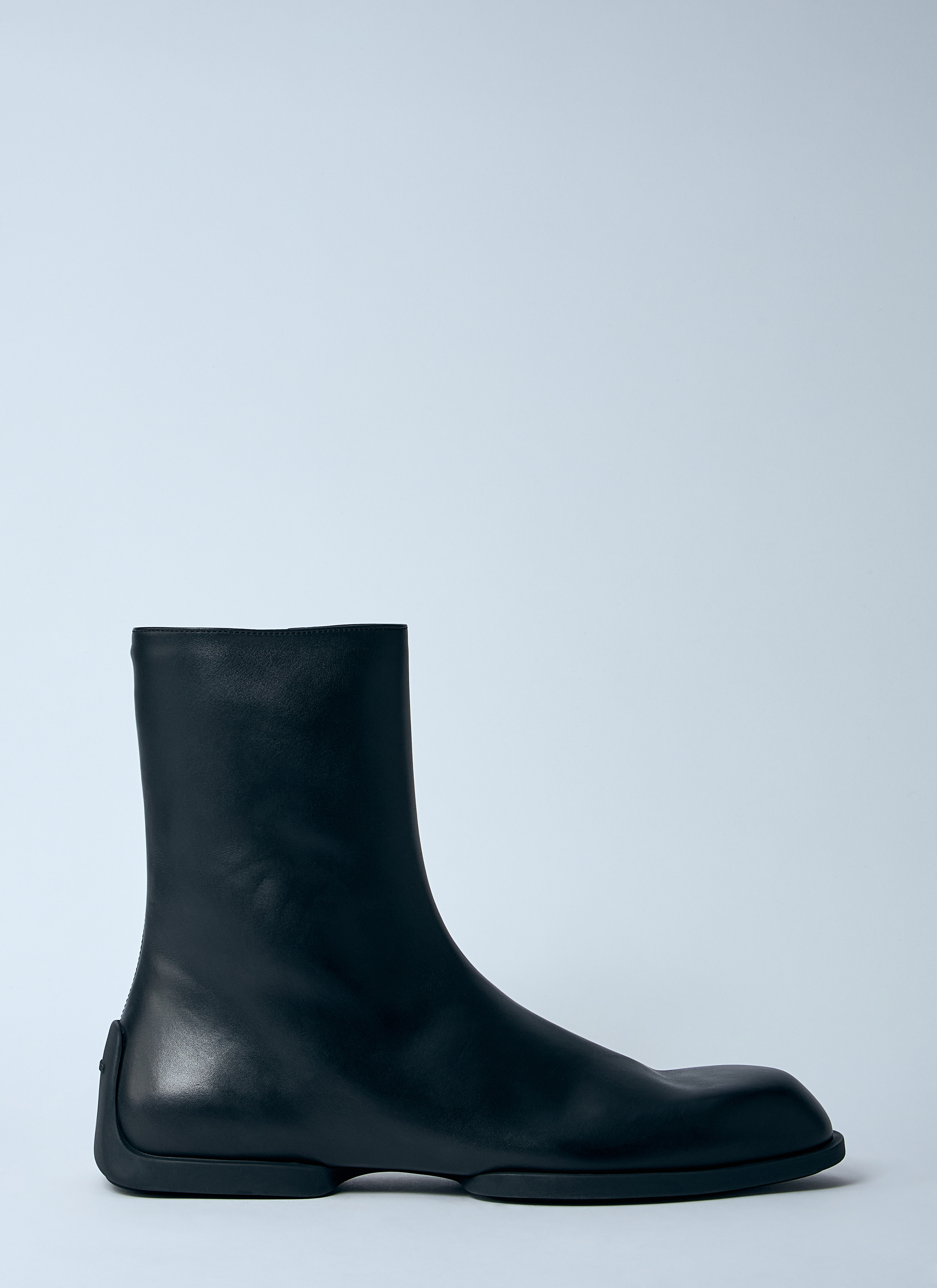 Jil Sander Men's' Leather Zip-Up Ankle Boot in Black | LN-CC®