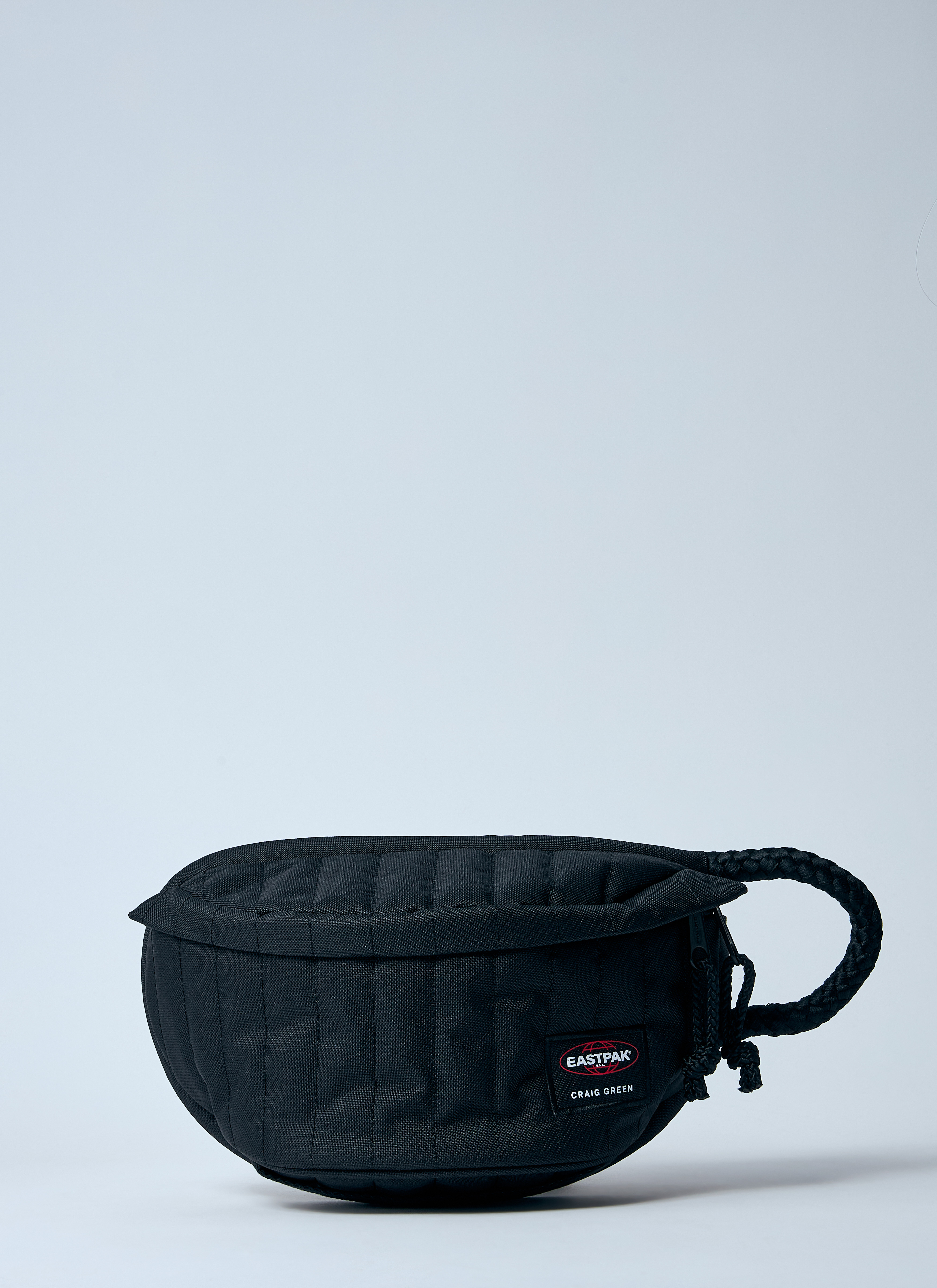 国内発送 Eastpak x Craig Green キルティングベルトバッグ 黒色 Eastpak x Craig Green キルティング バックパック | ブラック