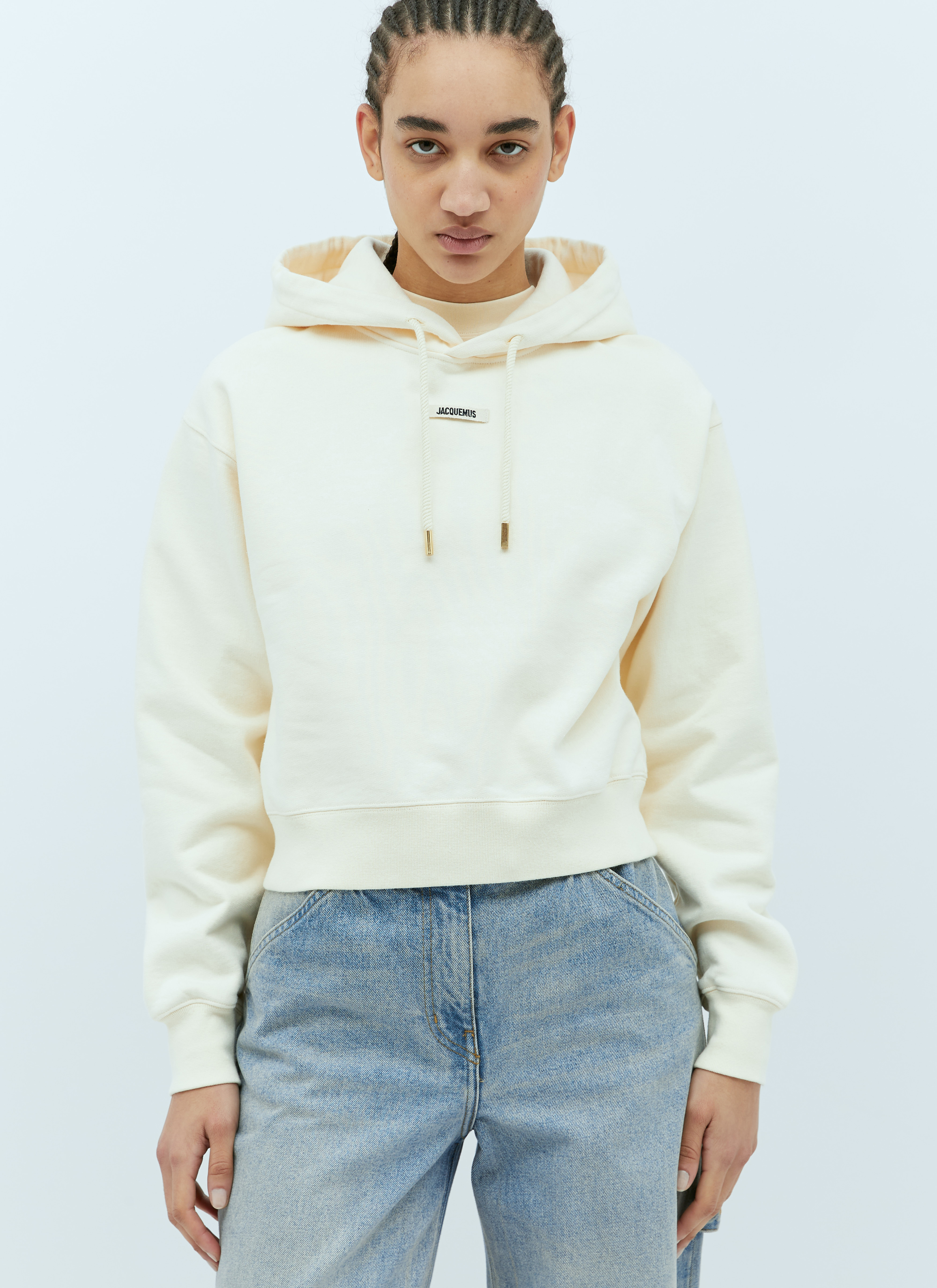 ■Jacquemus Hoodie Gros Grain コットン フードティー(BEIGE) The Gros Grain hoodie by JACQUEMUS | Official website