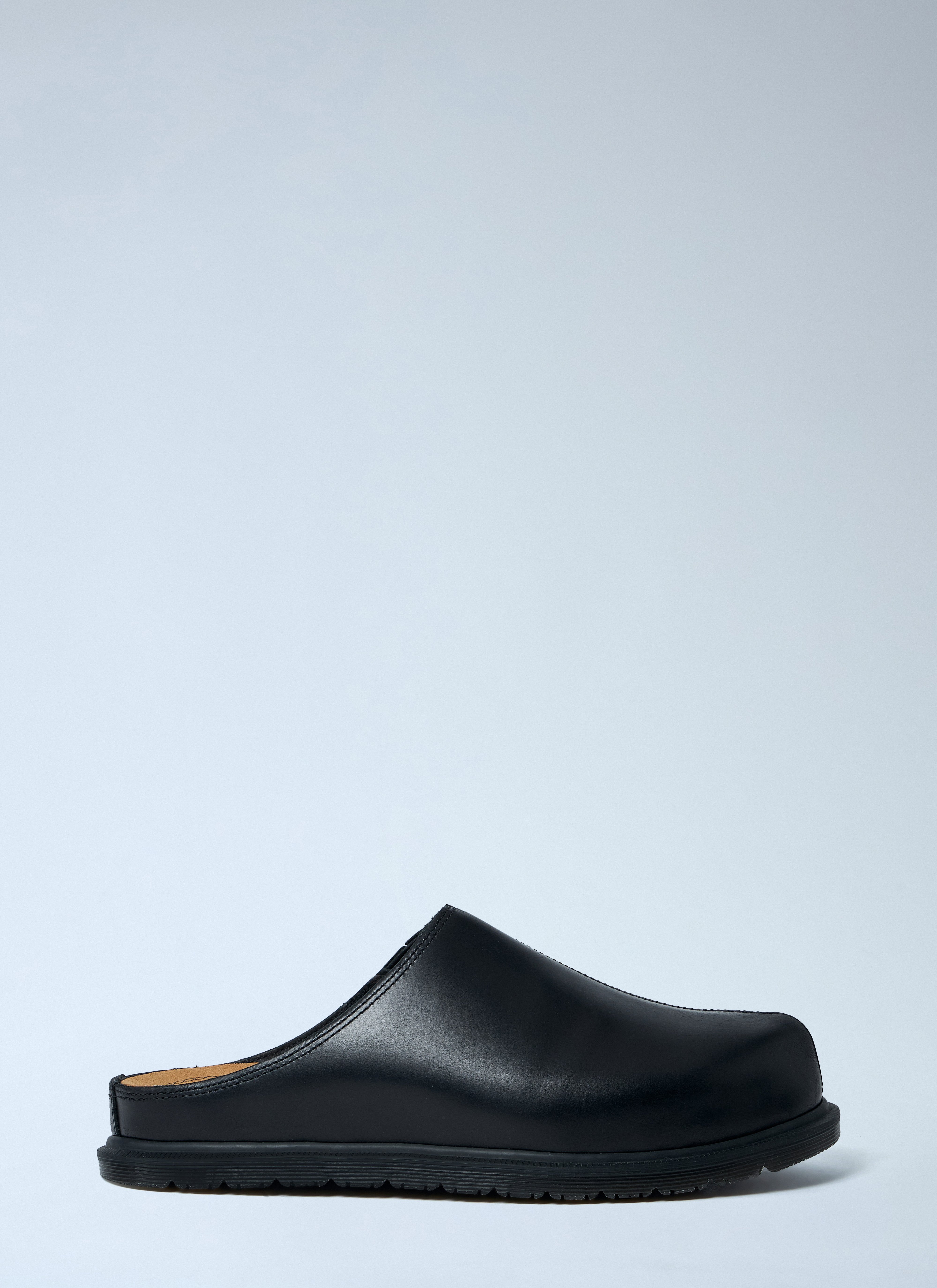 Dr. Martens San Mule Mules in Black | LN-CC®