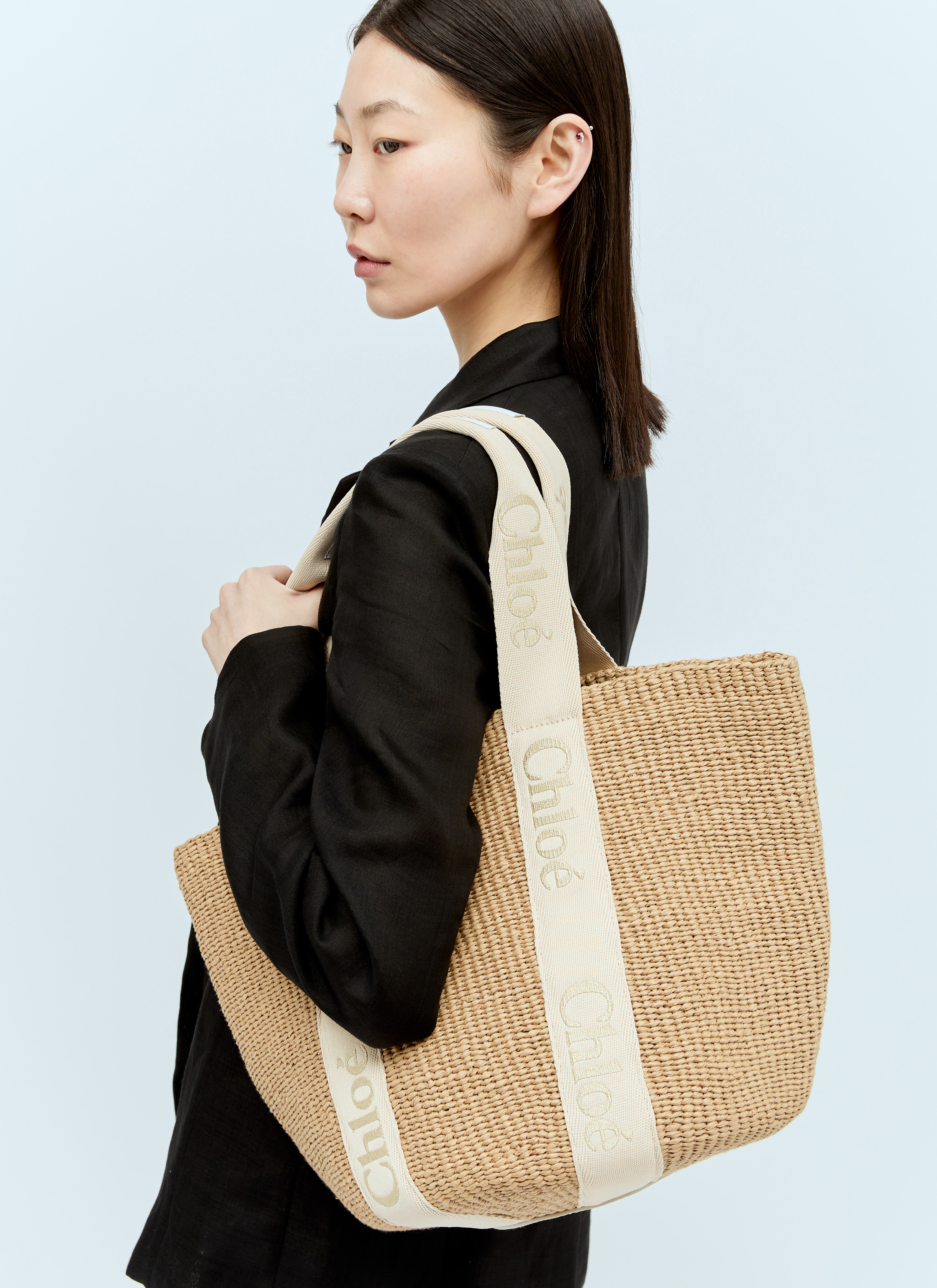 Chloé Women's' Large Woody Basket Tote Bag in Beige | LN-CC®