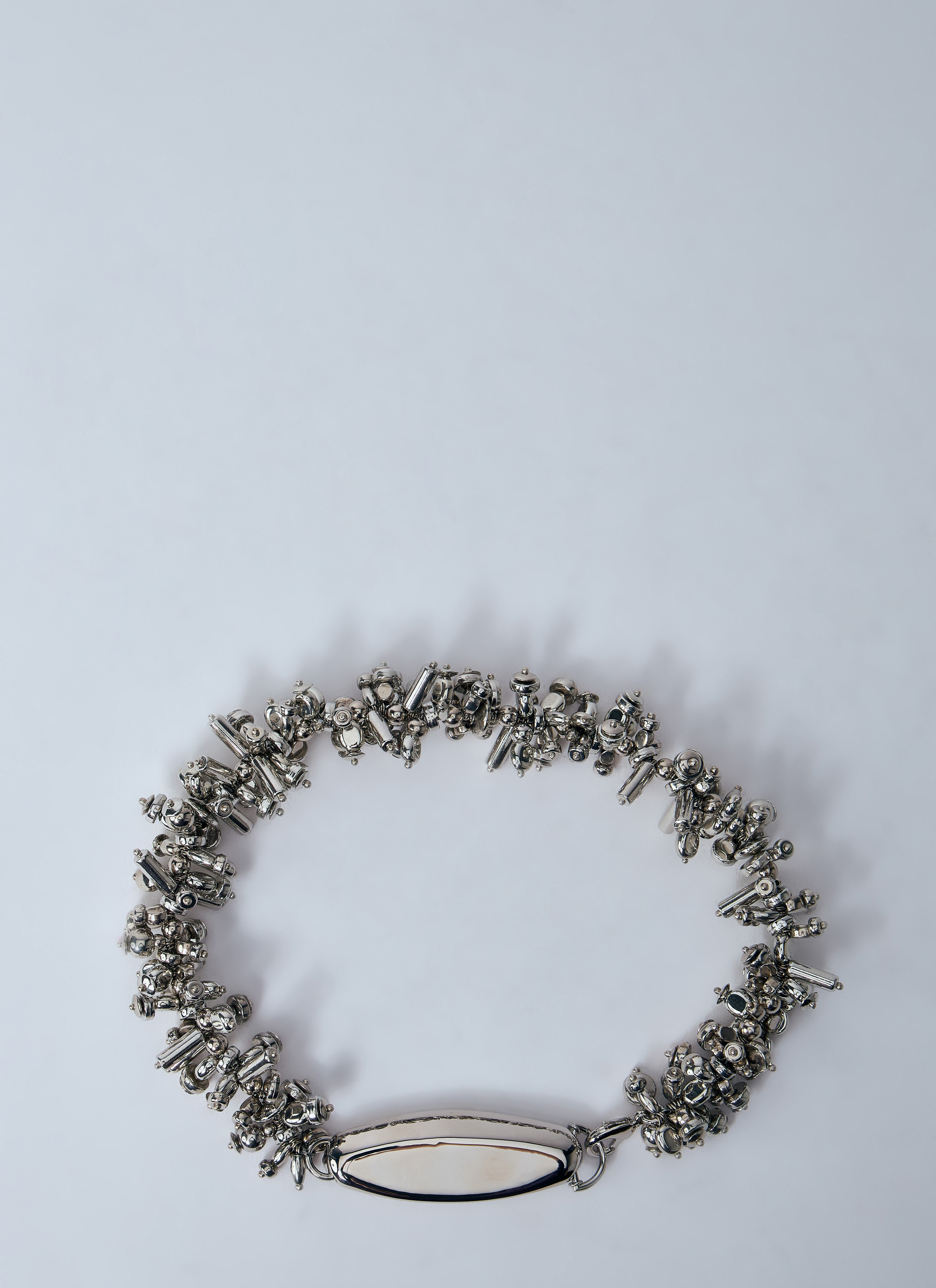 毎日が輝く【Dries Van Noten】刺繍ネックレス Dries Van Noten レディース 刺繍ネックレス の シルバー | LN-CC®