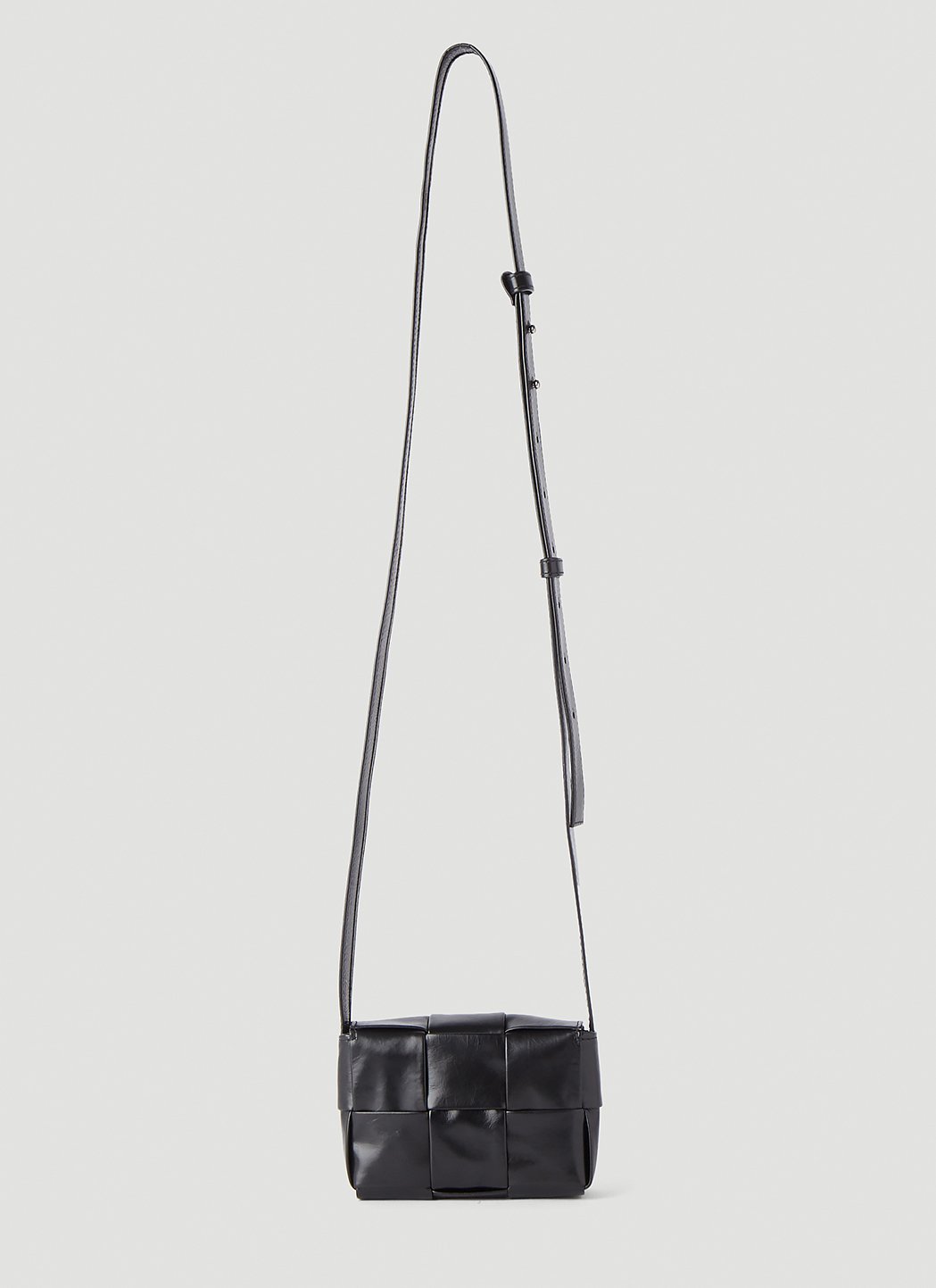 Bottega Veneta Men's Mini Cassette Crossbody Bag in Black | LN-CC