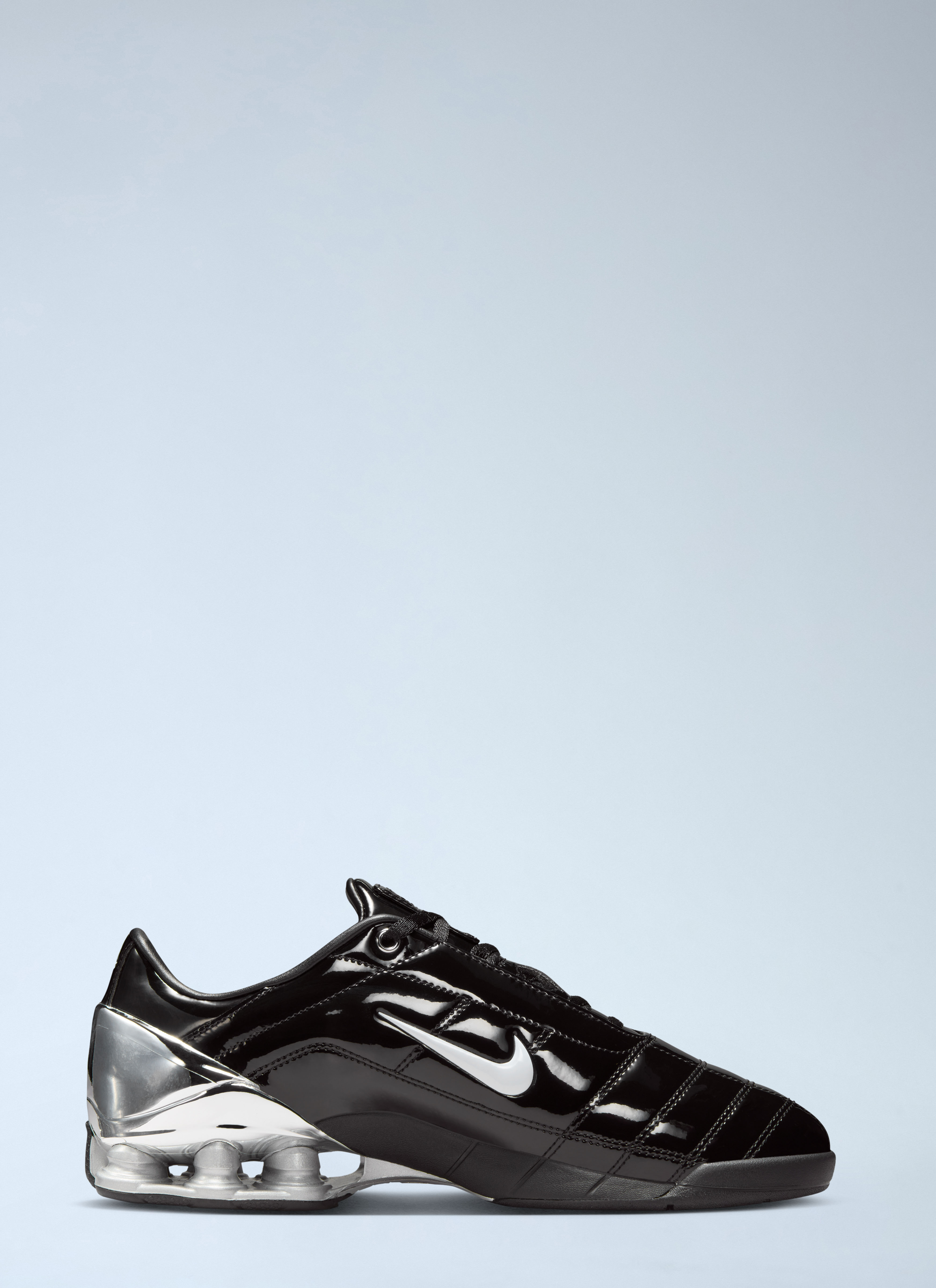 Nike Total 90 Shox Magia Sneaker in Black | LN-CC®