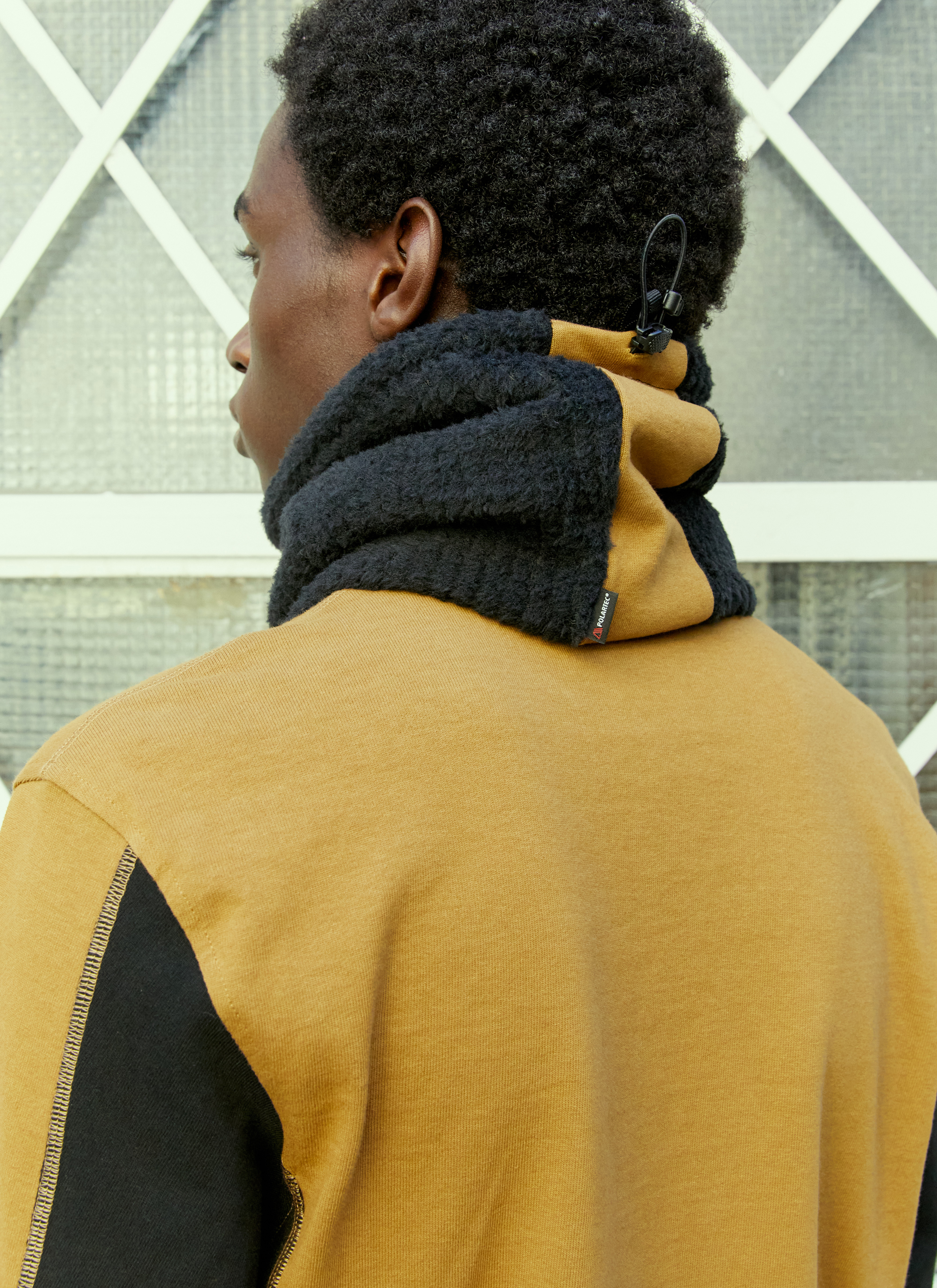 Alpha® Neck Gaiter AW23GRAD3APBL | GR10K | 페칭 FETCHING