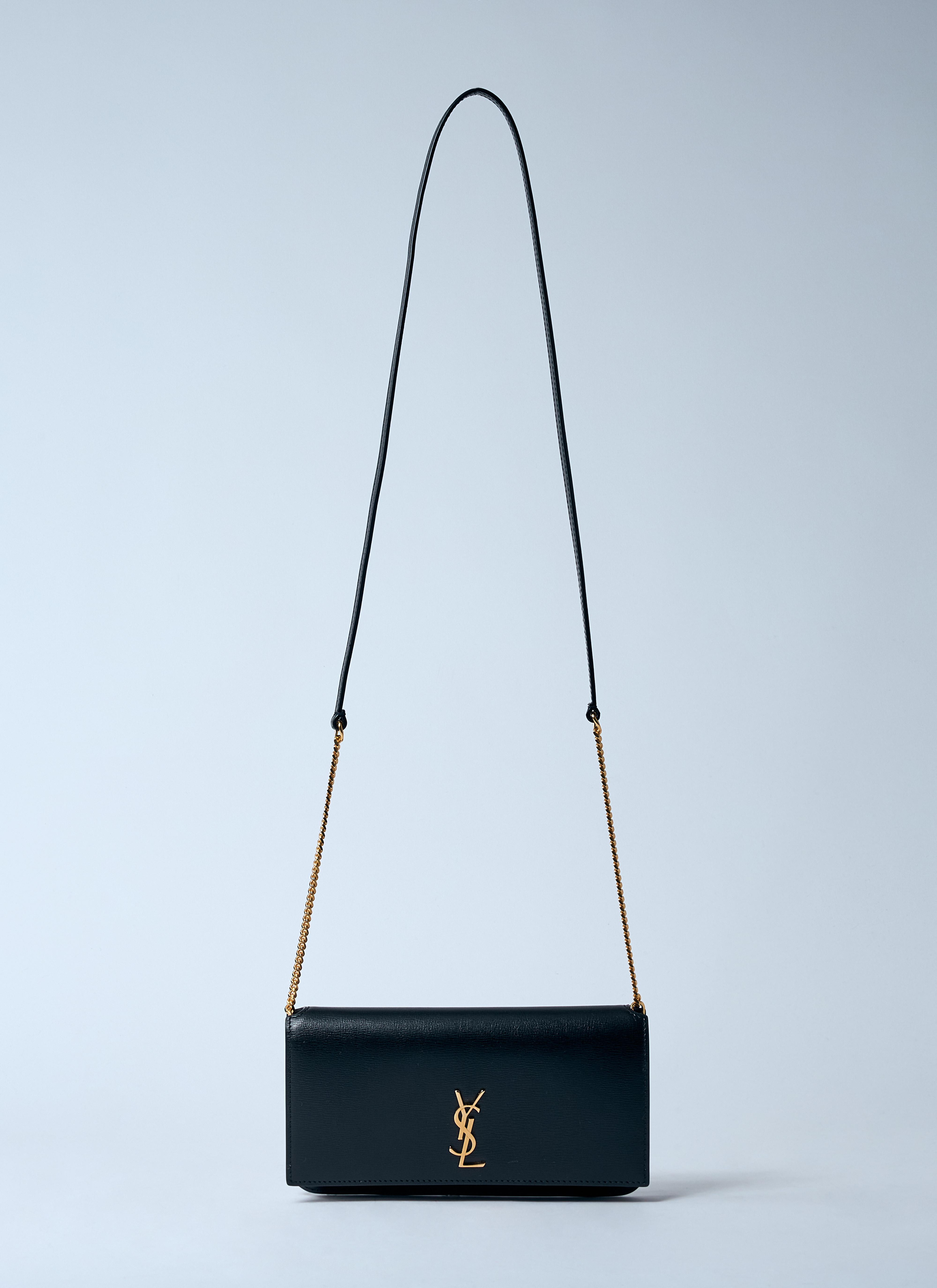 ♦Saint Laurent♦カサンドラ チェーンスマホケース Saint Laurent レディース カサンドラ チェーン付きスマホケース