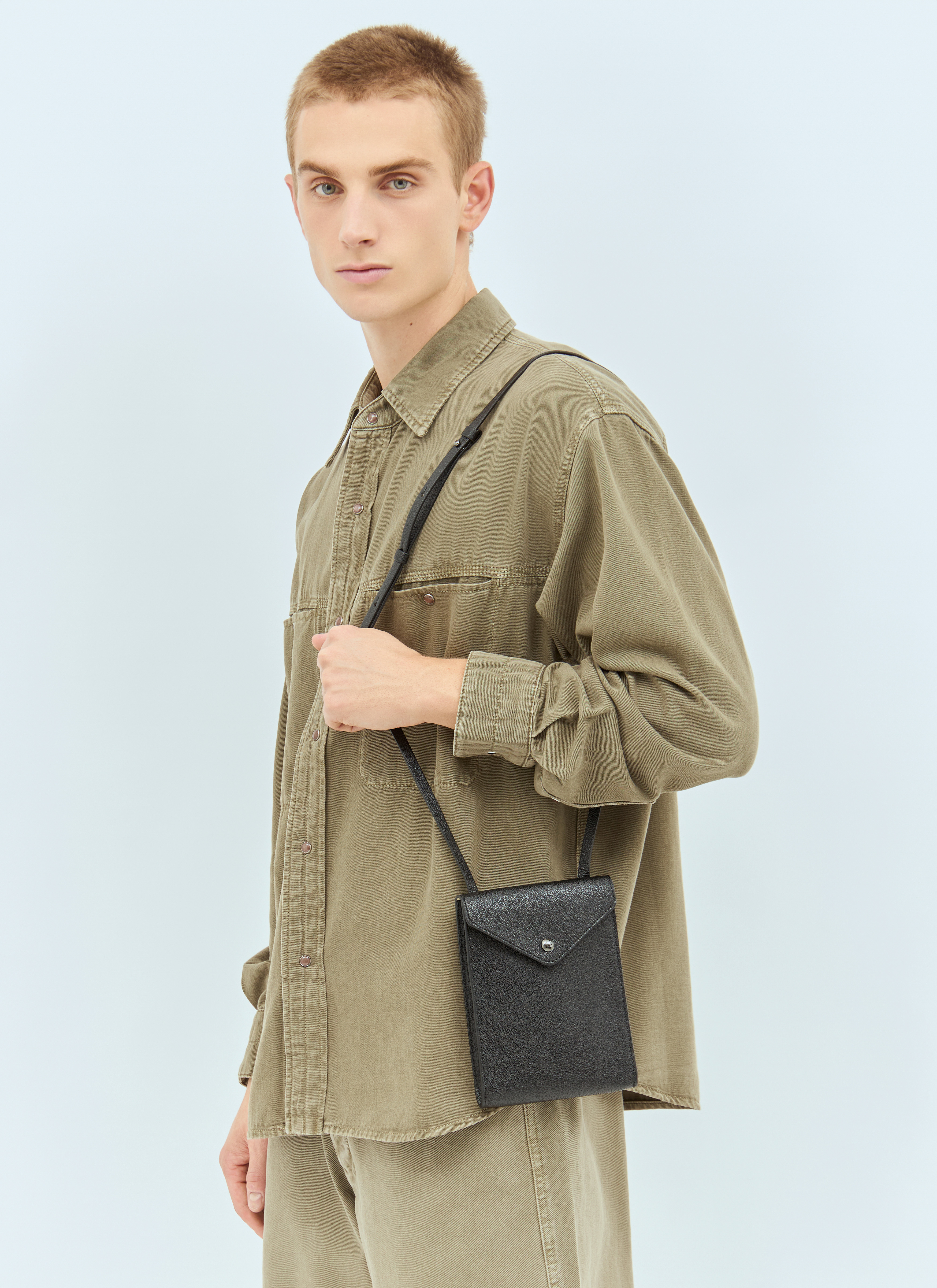 Lemaire Envelope Crossbody Bag en Black pour homme | LN-CC®