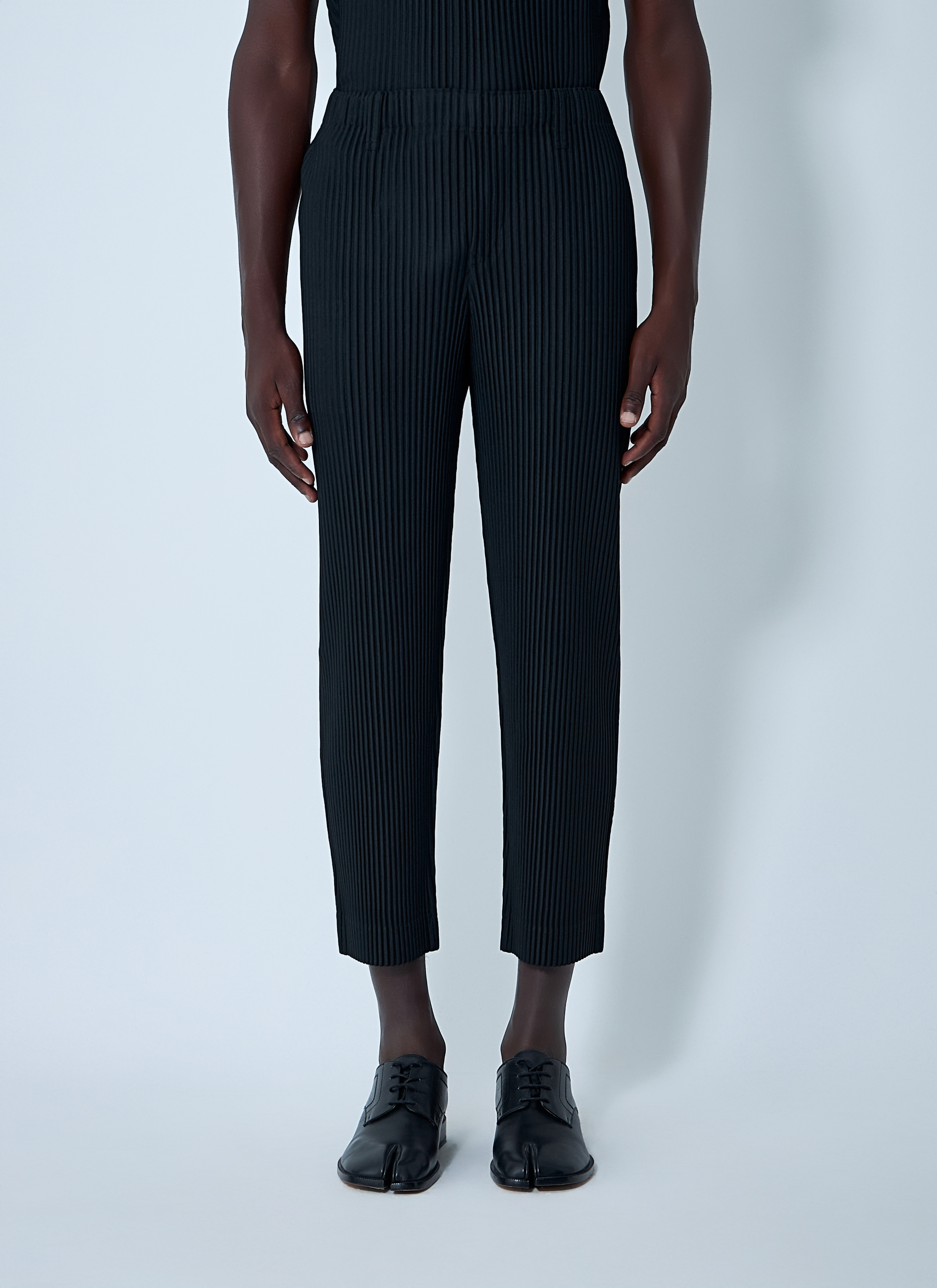 新品未使用 HOMME PLISSÉ ISSEY MIYAKE 黒 パンツ Homme Plissé Issey Miyake Men's' Pleated Pants in Black | LN-CC®
