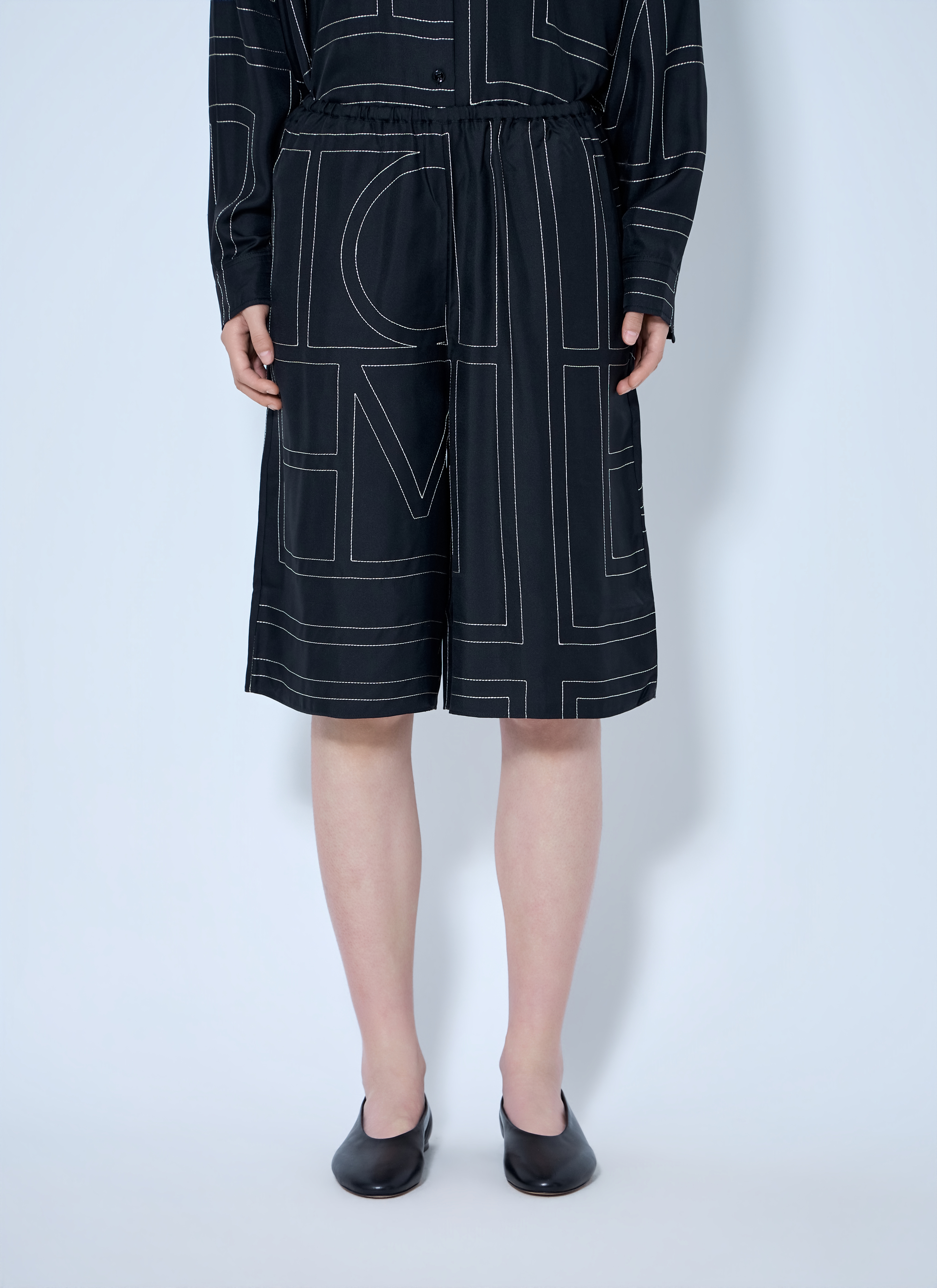 Toteme Women's Black Monogram Silk Pj Culottes - Woman Shorts Fr - 32