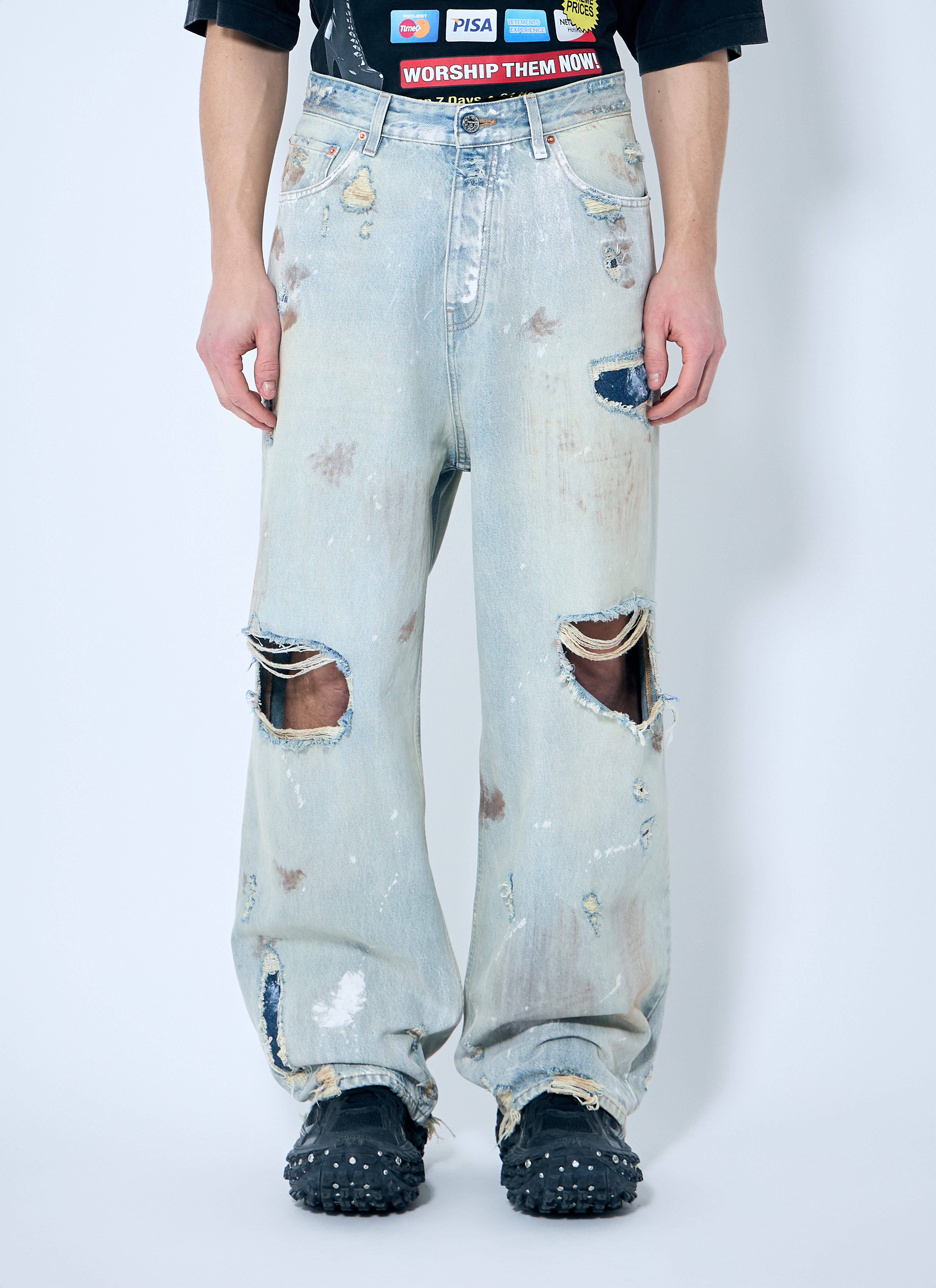 Vetements Men's' Trashed Baggy Jeans in Light Blue | LN-CC® Vetements Men's' Trashed Baggy Jeans in Light Blue | LN-CC®