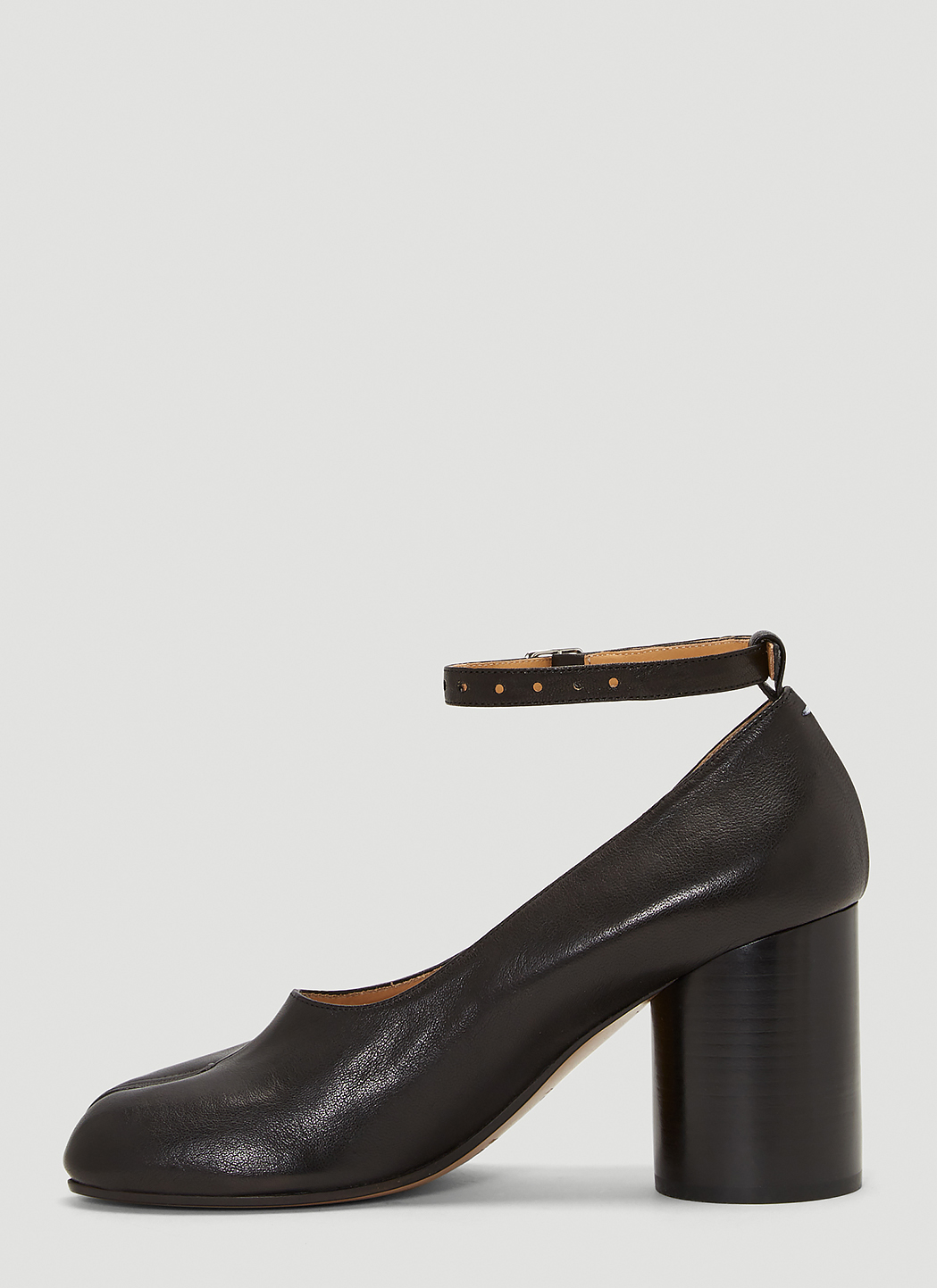 Maison Margiela Women's Tabi Mary-Jane Pumps in Black | LN-CC