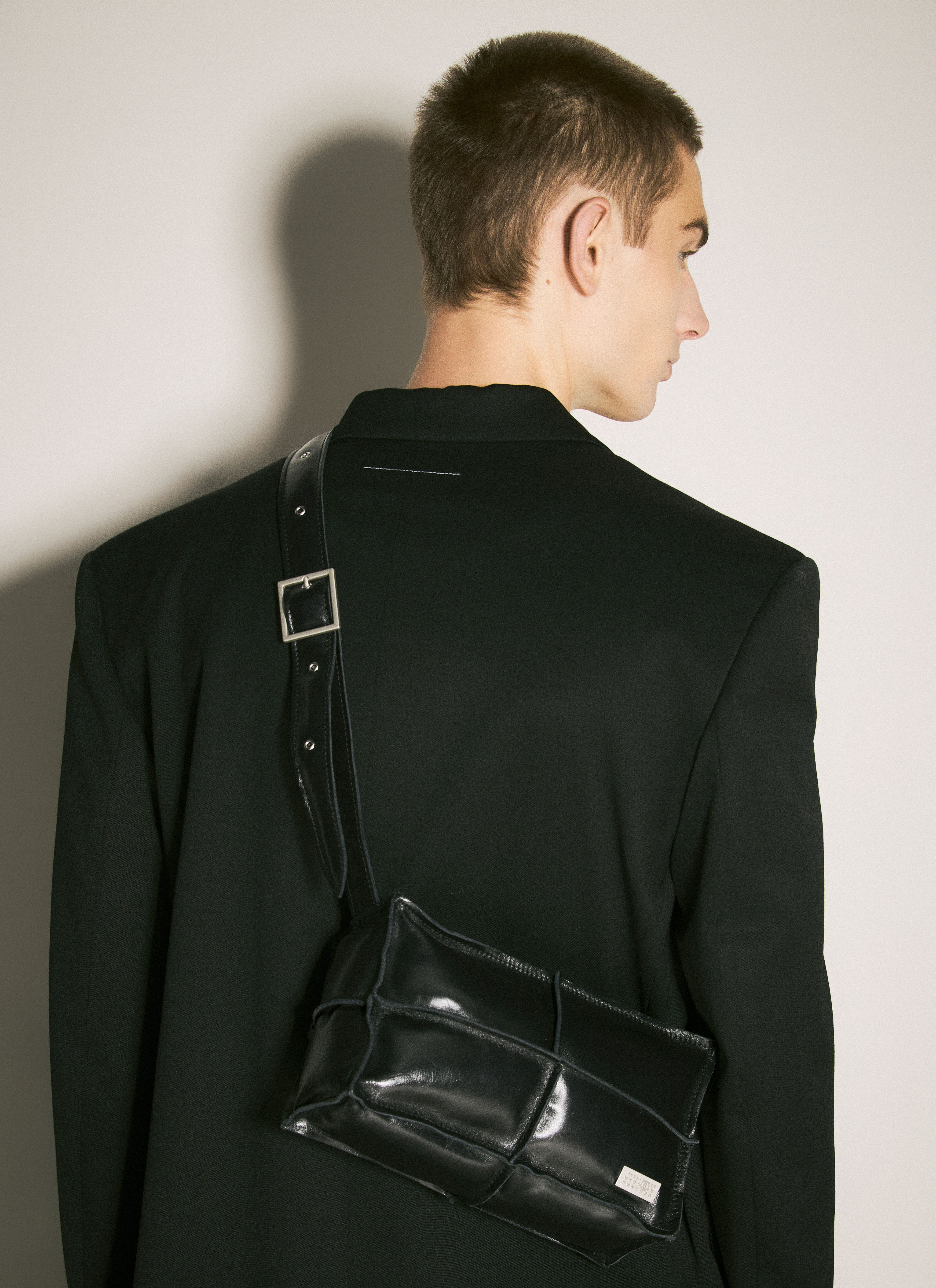 エムエム6 MM6◇NUMERIC BAG MINIショルダーバッグ/レザー/BLK/無地 