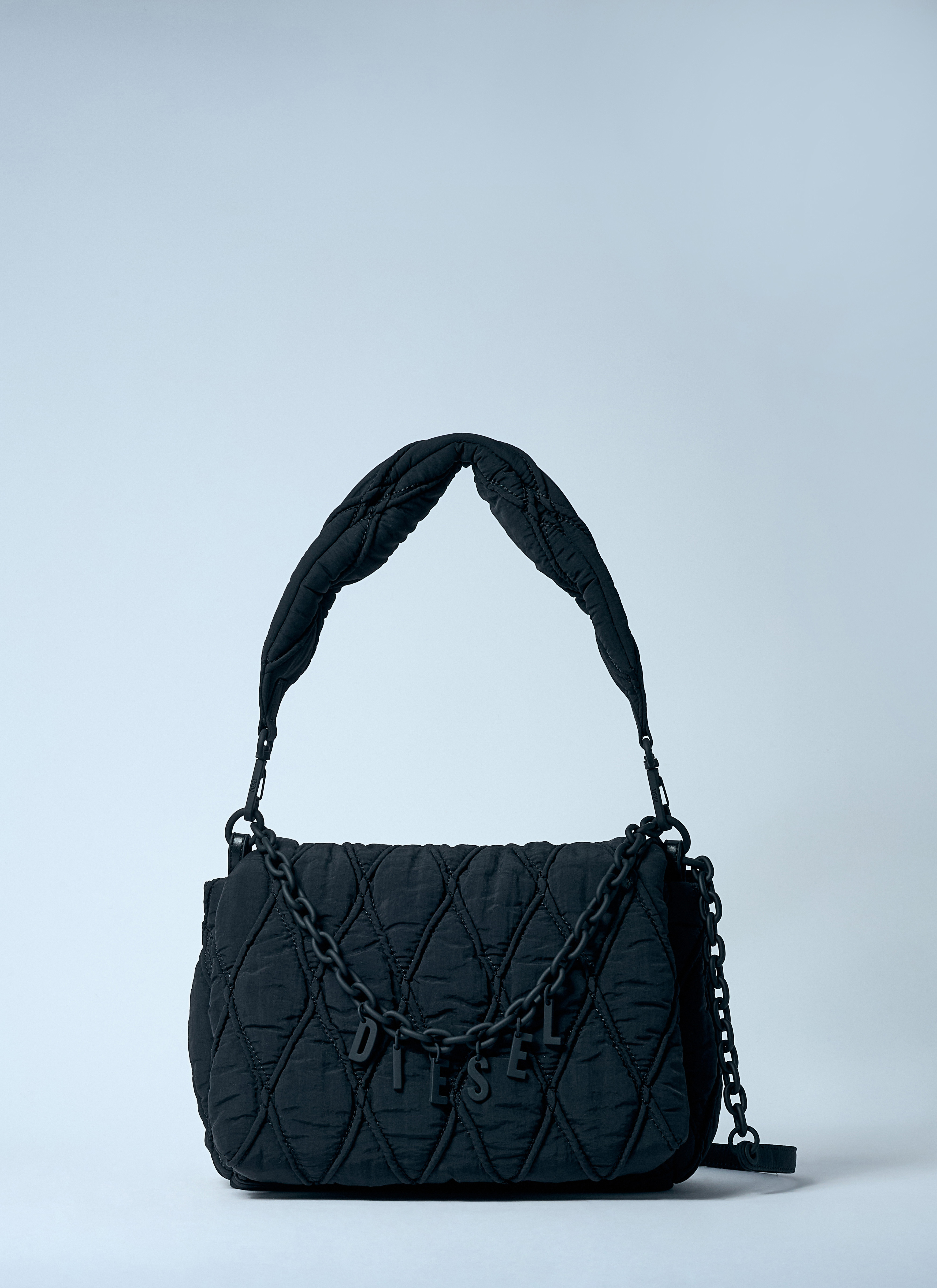 Diesel Women's' Charm-D Medium Shoulder Bag in Black | LN-CC®