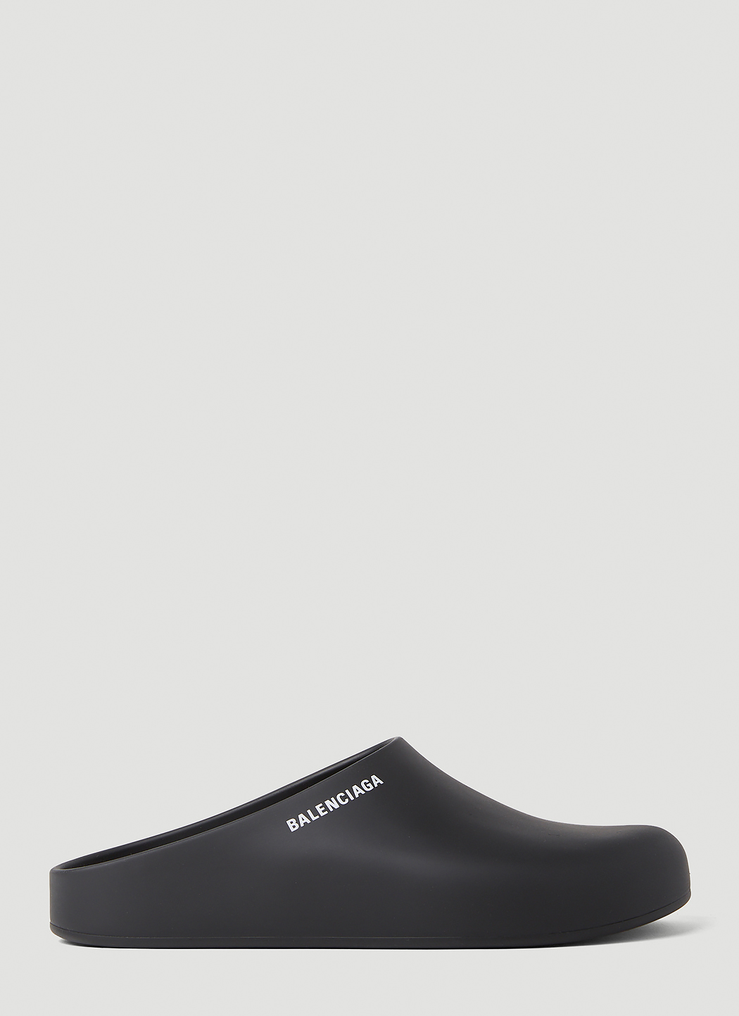 Pool Closed Slip Ons