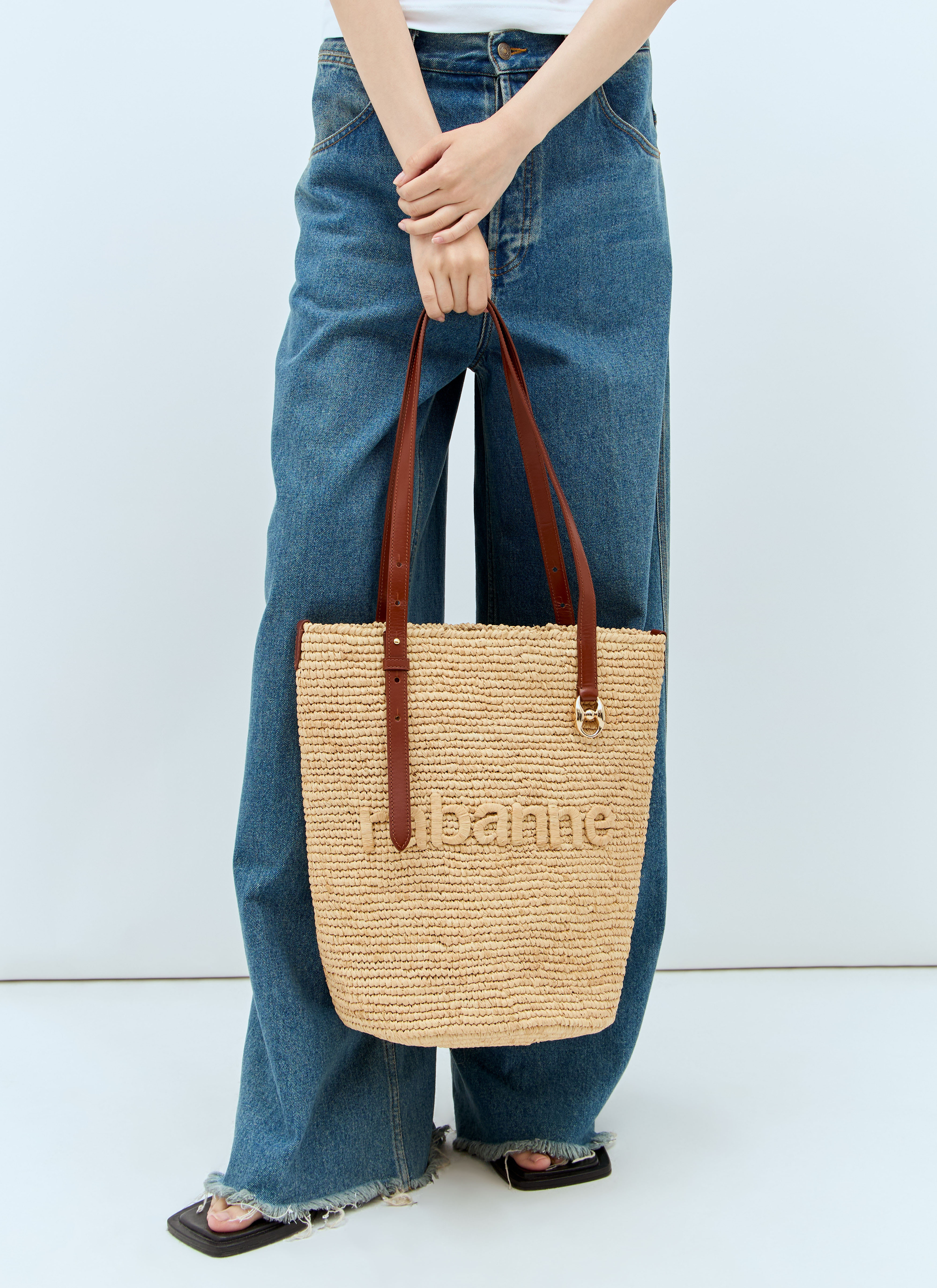 トートバッグ Rabanne 'Natural Raffia Tote Bag' shopping bag NATURAL RAFFIA TOTE BAG WITH CHARMS | Rabanne