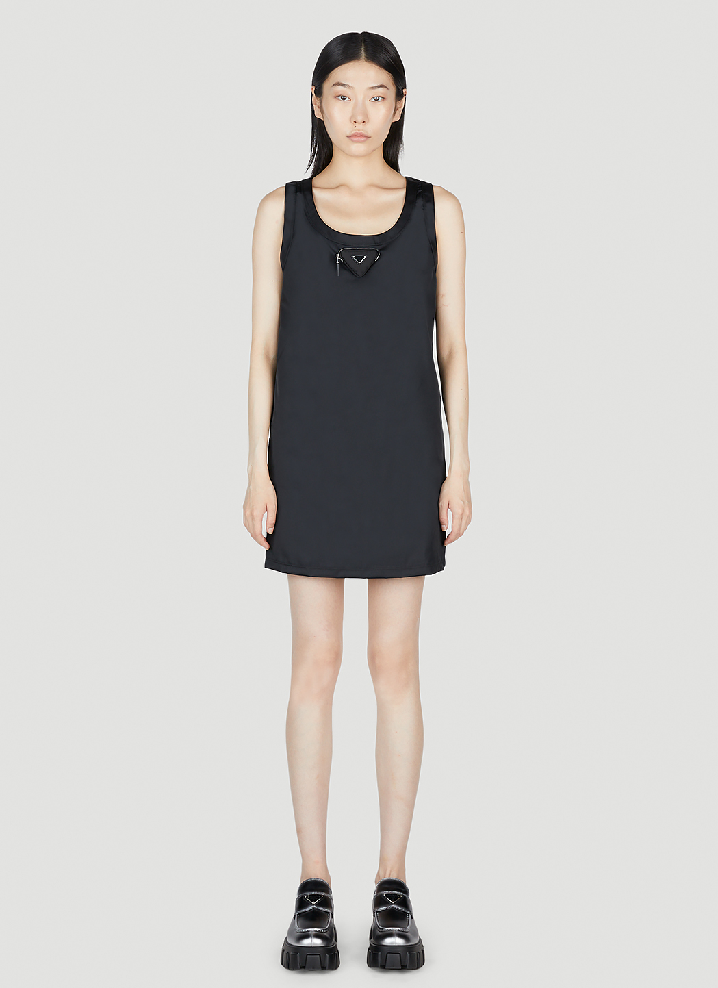 aften Minimer Parlament Prada Unisex Re-Nylon Pouch Mini Dress in Black | LN-CC®