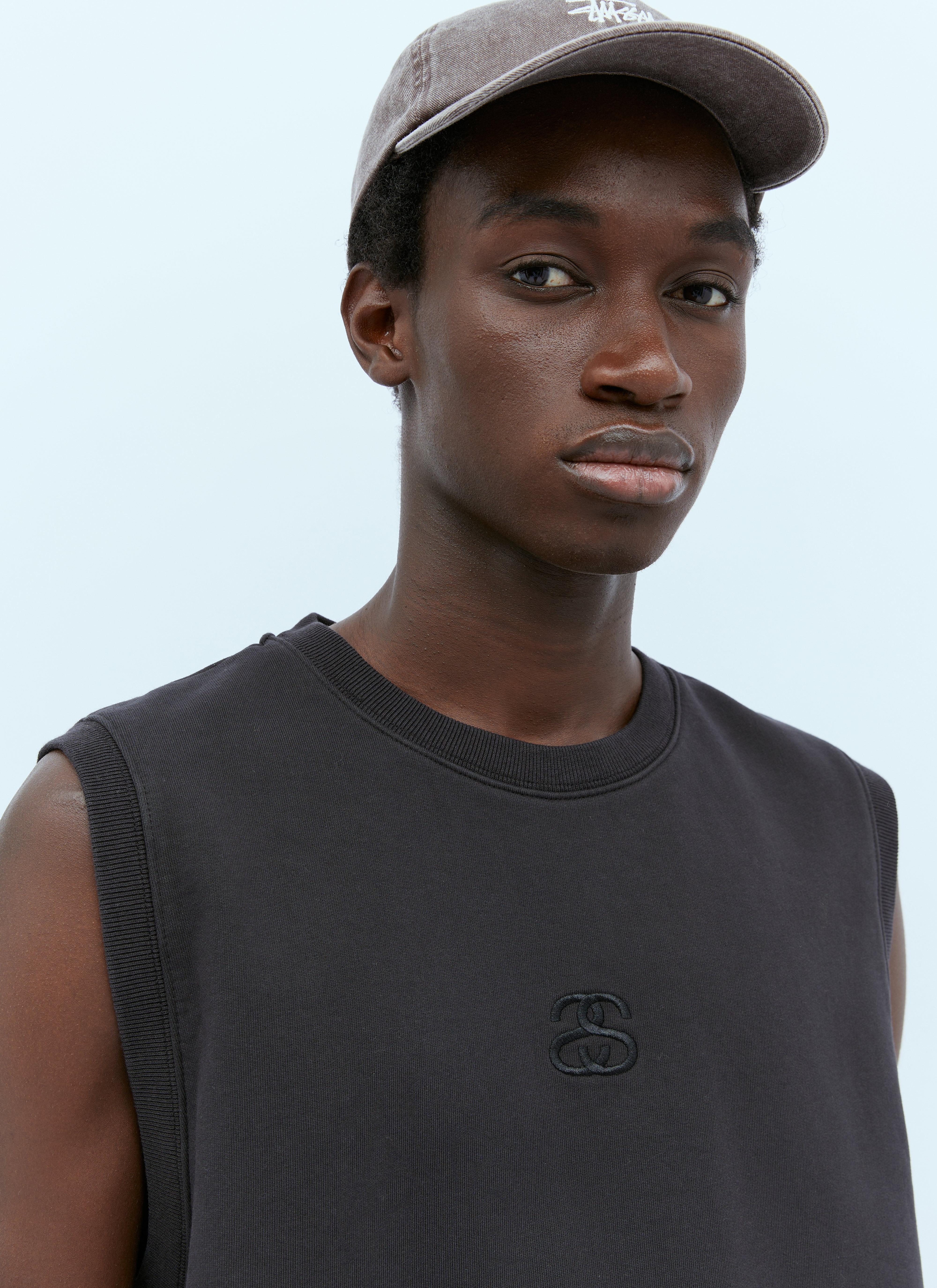 トップス stussy logo-embroidered vest logo-embroidered-vest.jpg